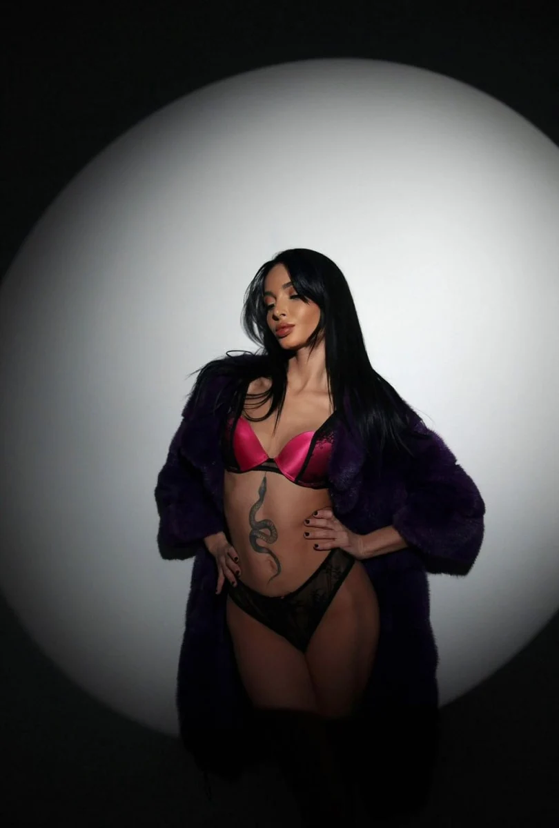 Дамира эскорт в городе Алматы